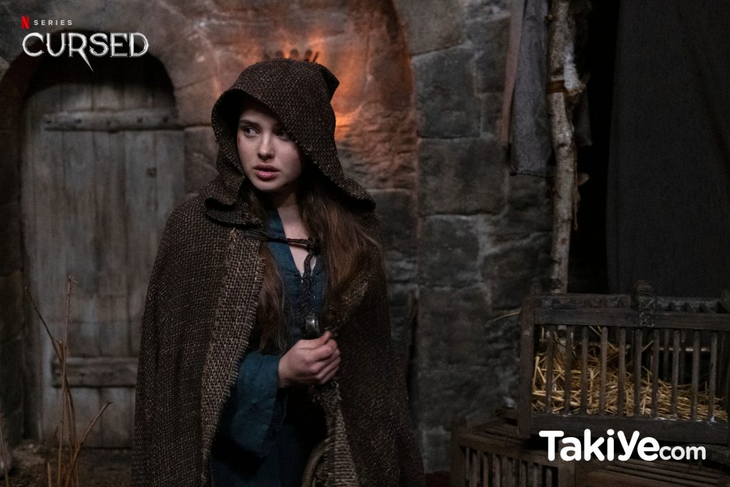 Netflix Cursed Yorumları